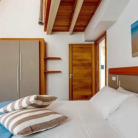Appart hôtel Almarea 3*